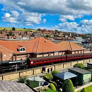 The Mainstay Luxury Boutique With Private Parking Whitby